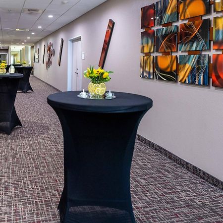 Springhill Suites By Marriott Houston Baytown Exterior photo