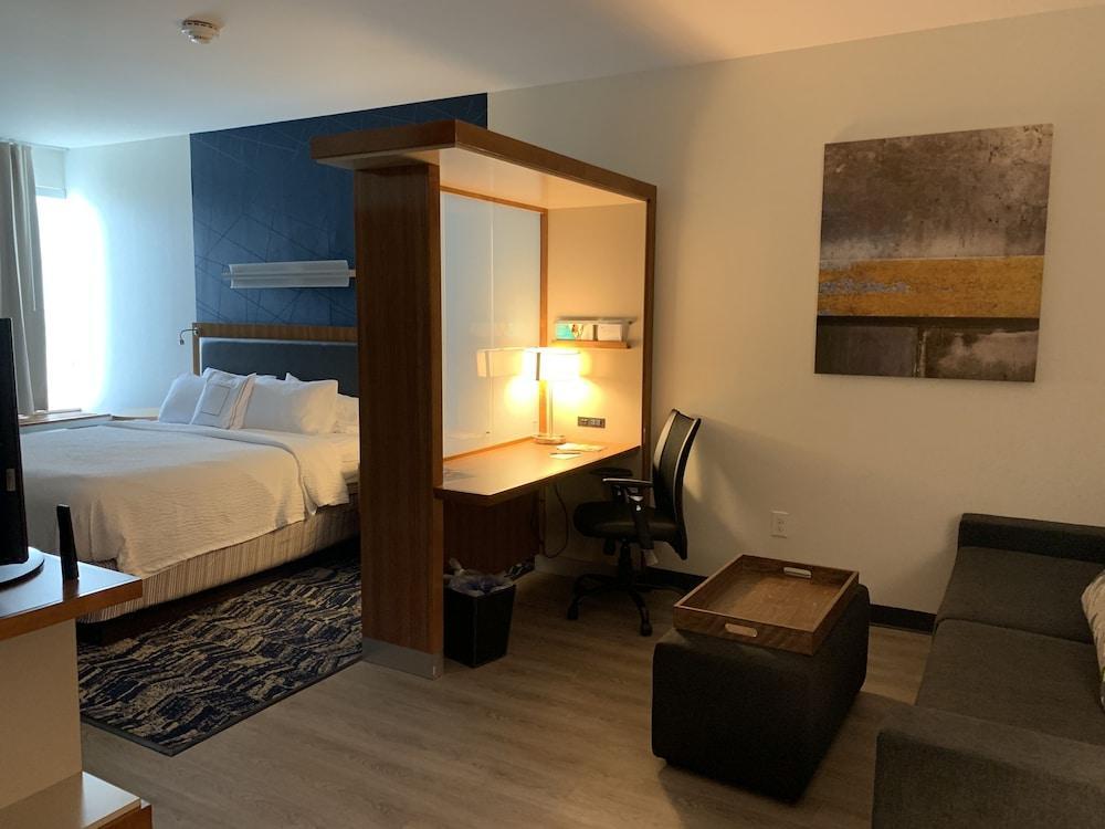 Springhill Suites By Marriott Houston Baytown Exterior photo
